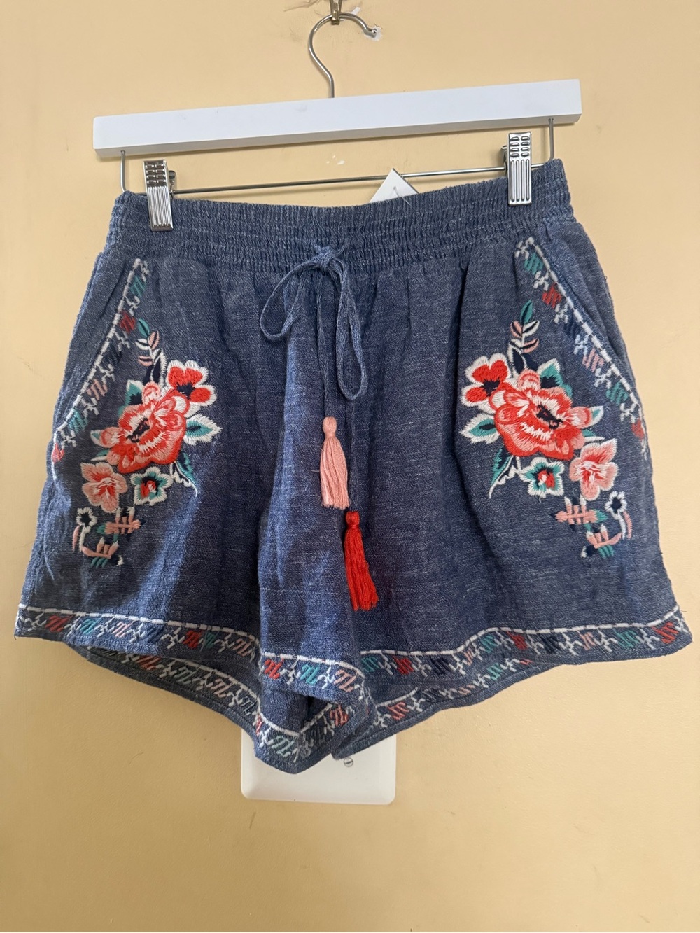 THML Embroidered Floral Drawstring Women’s Shorts - Navy, Large